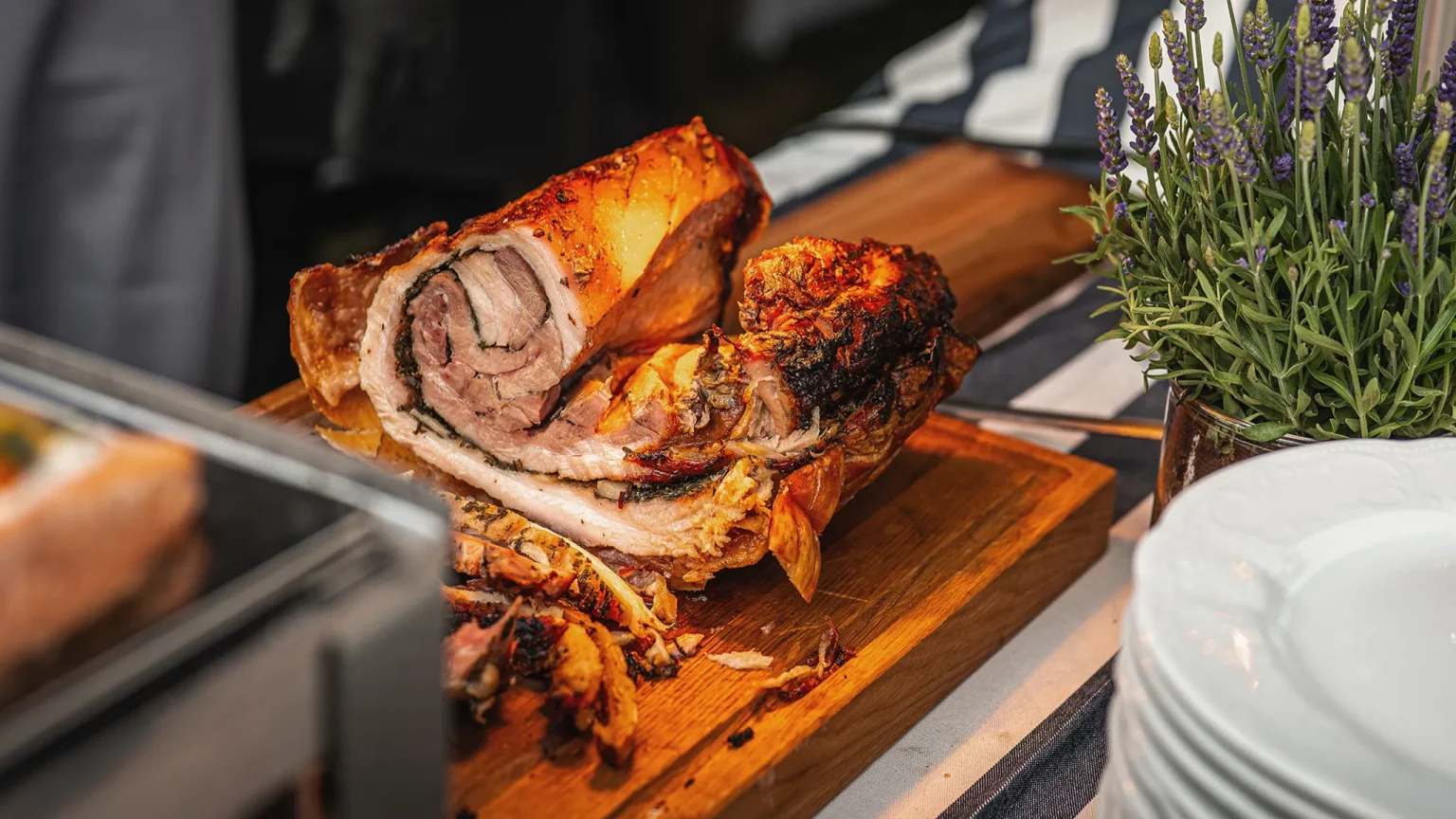 SommerBuffetCarousel-01-GegrilltesFleisch